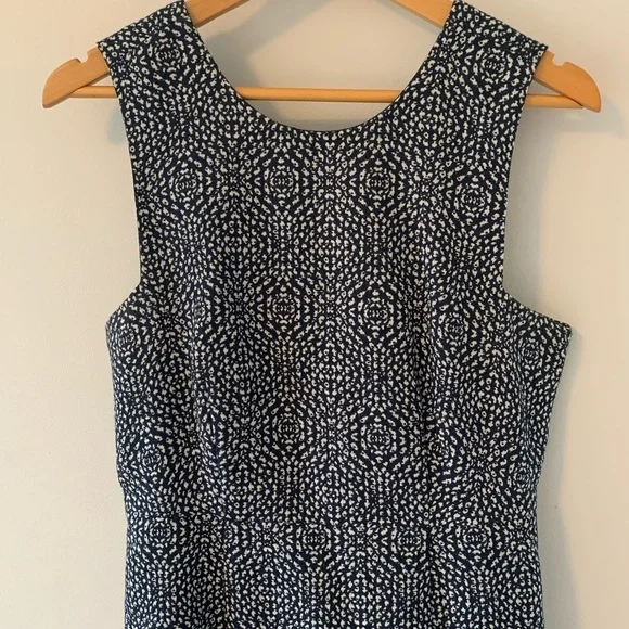 H&M | Navy and Cream Dress​ - Picture 3 of 8